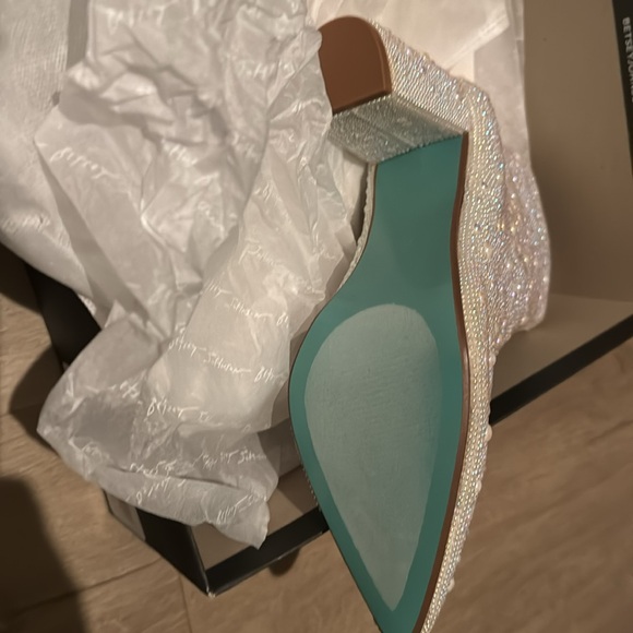 Betsey Johnson Women's Cady Evening Booties - Ivory 7.5 - Picture 9 of 11